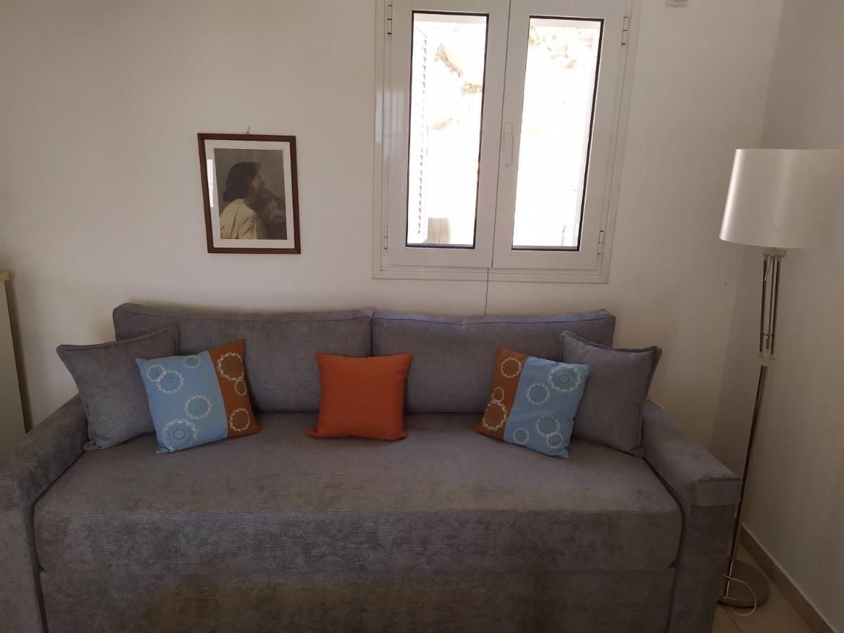 East Red Rock And View Maisonette Apartment Leonidio