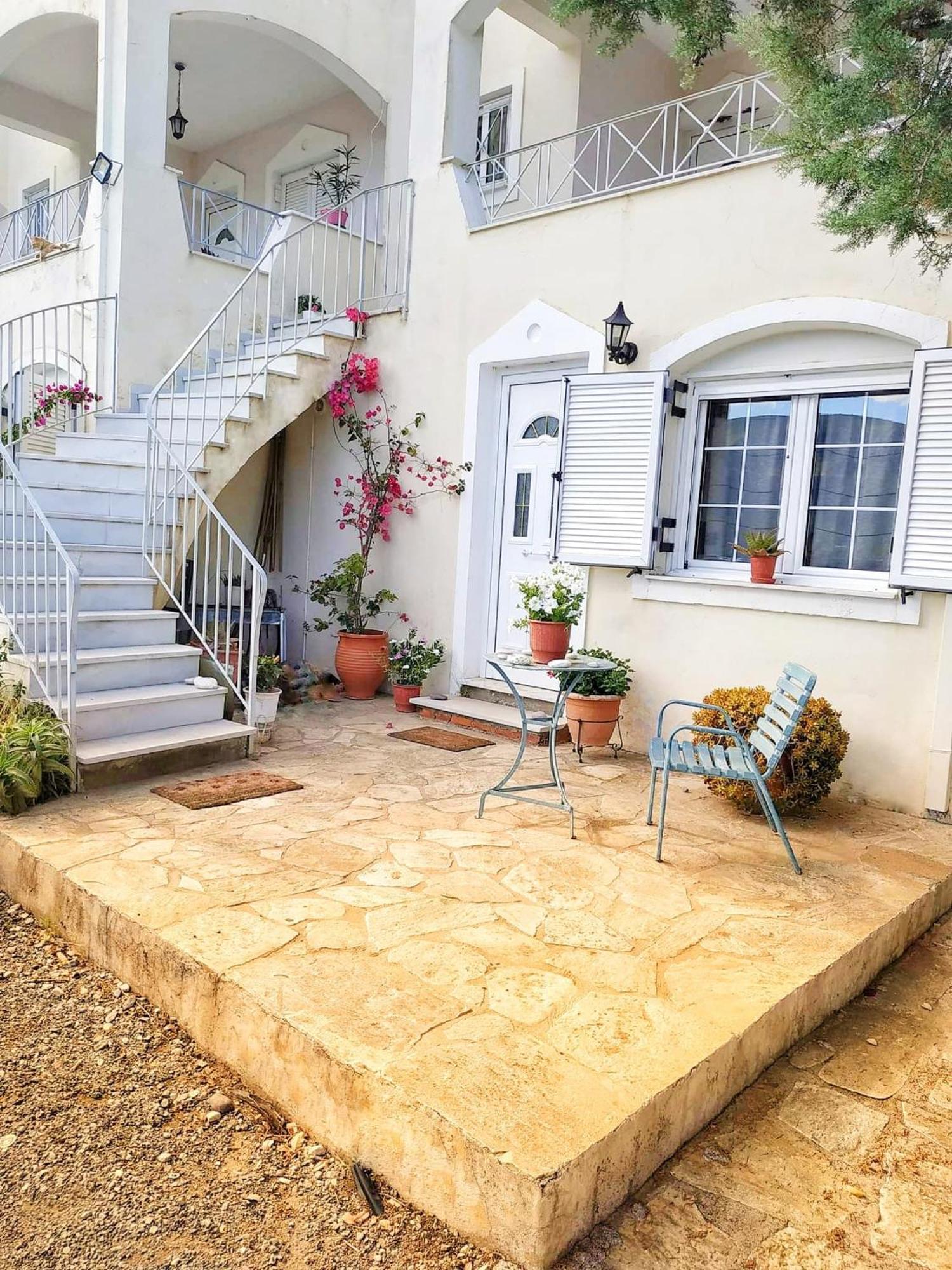 East Red Rock And View Maisonette *